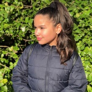 Meet your Posher, Isabella